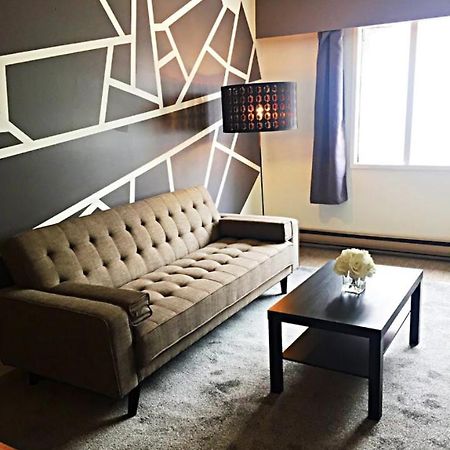 Hamilton Hotel Уилямс Лейк Екстериор снимка