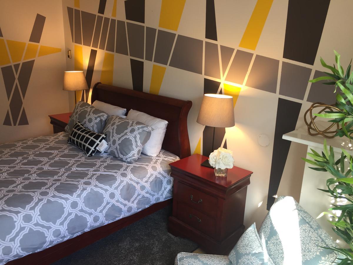 Hamilton Hotel Уилямс Лейк Екстериор снимка